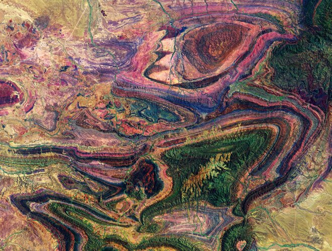 The many colourful curves and folds of the Flinders Ranges in South Australia are featured in this false-colour image captured by the Copernicus Sentinel-2 mission.
