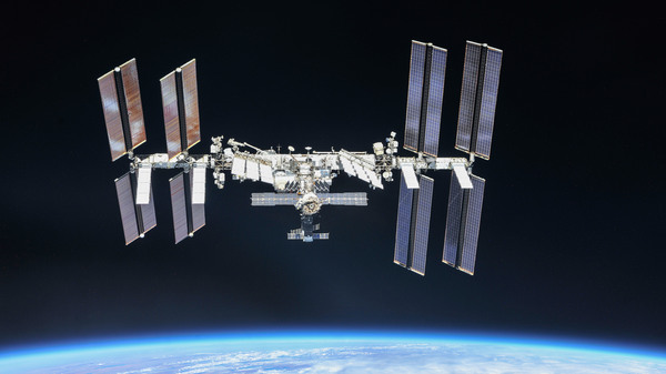 The International Space Station depends on a mix of U.S. and Russian parts. "I hope we can hold it together as long as we can," says former NASA astronaut Scott Kelly.