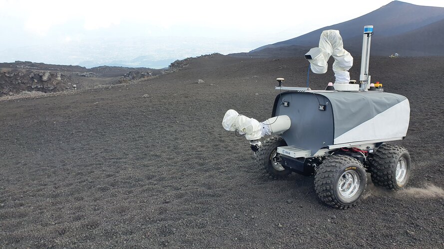 Lunar science stirring on Mount Etna