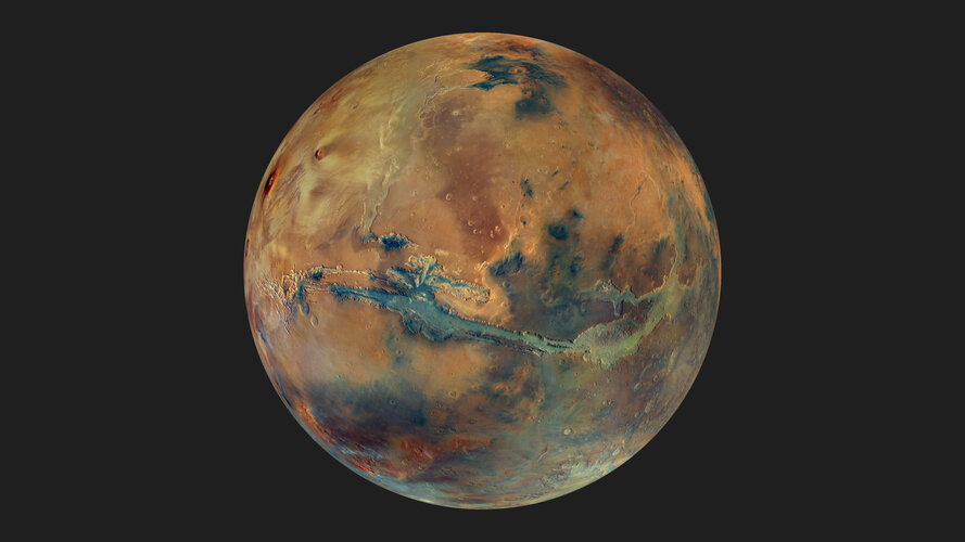 Global Mars in colour