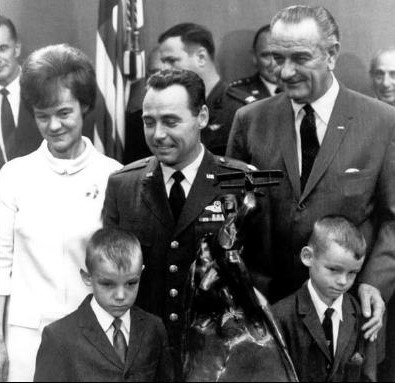 President Lyndon B. Johnson presents the Harmon Trophy to U.S. Air Force X-15 pilot William J. “Pete” Knight