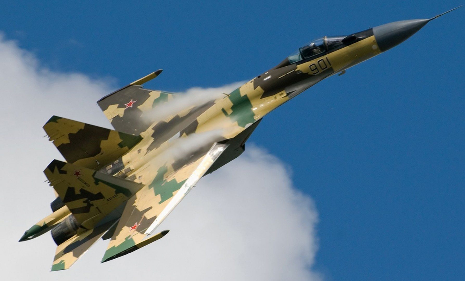 Su-35 in flight