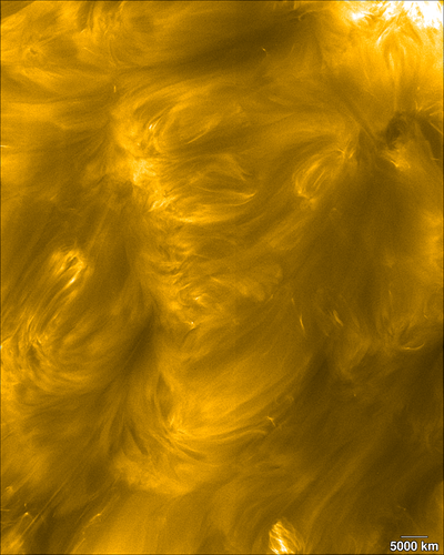 Image comparing views of Sun with two Solar Orbiter instruments